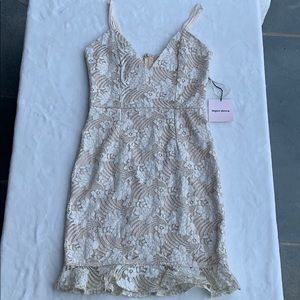 Super Down Lace Dress in Cream (size xs)